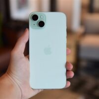 曝苹果正研发超薄手机：明年发布 命名iPhone 17 Slim