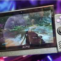 威刚展示全新XPG NIA游戏掌机：可随意调节屏幕角度