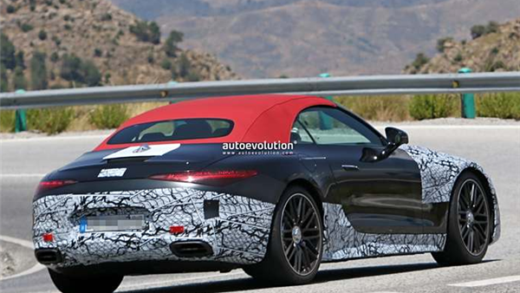 迈巴赫首款跑车！全新SL级敞篷跑车曝光：最快年底发布