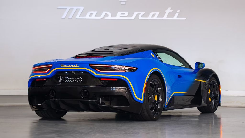 玛莎拉蒂展示 MC20 Tributo Modenese 特别版跑车