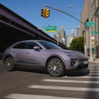 保时捷 Macan EV 长续航版上市：CLTC 续航 702 公里，售价 59.80 万元