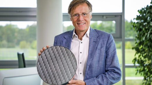 英飞凌推出全球首款12英寸GaN晶圆 效率更高、成本更低