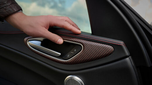 阿尔法・罗密欧 Giulia 四叶草黑标限量版将于 9 月 22 日上市，中国市场限量 14 辆