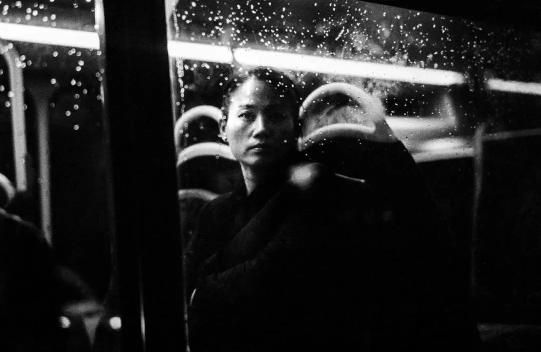 商场里如何拍出有趣的照片