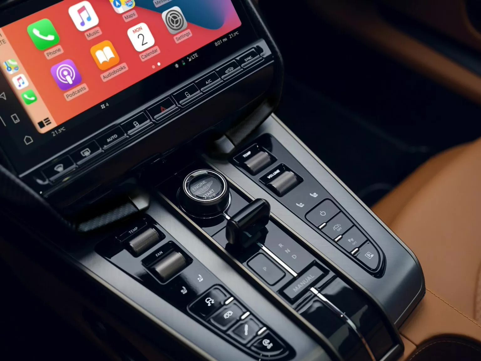 Vanquish 超跑亮相:阿斯顿-马丁最快量产车,最高时速 214 英里 / 小时、0-60 英里 / 小时加速 3.2 秒