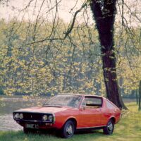 雷诺“复活”70 年代经典双门跑车 17：270 马力电机、碳纤维底盘