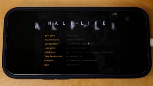 网友将 Windows XP 装进苹果 iPhone，可运行《半衰期 1》