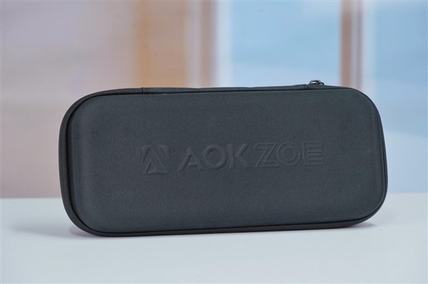 全球第二款酷睿Ultra掌机！AOKZOE A2 Ultra图赏