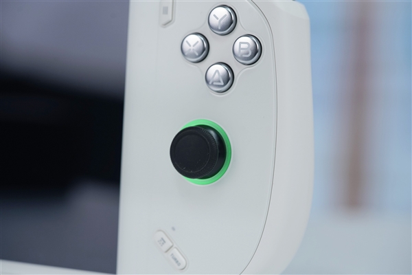 全球第二款酷睿Ultra掌机！AOKZOE A2 Ultra图赏