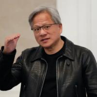 英伟达CEO黄仁勋：AI时代摩尔定律已失效 加速计算才是未来