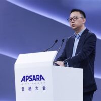 提高世界生产力水平！阿里CEO：AI最大想象力不在手机屏幕 而是改变物理世界