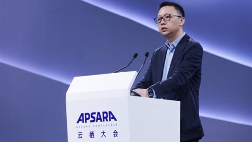 提高世界生产力水平！阿里CEO：AI最大想象力不在手机屏幕 而是改变物理世界