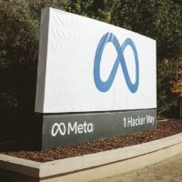 Meta正在推动政府机构使用其人工智能