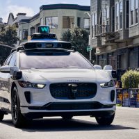 Waymo 利用谷歌 Gemini 大语言模型，开发端到端自动驾驶模型