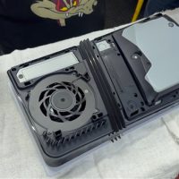 PS5 Pro偷跑拆解：GPU规模飙升！内存增加2GB DDR5