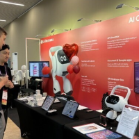 LG推出首款家庭管家机器人“Q9”：内置GPT-4 Omni