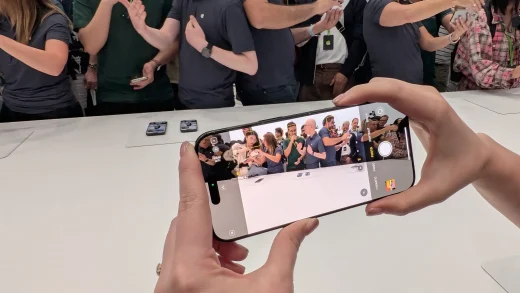 若无特朗普关税政策压制 美国消费者的科技产品支出将在2025年刷新纪录