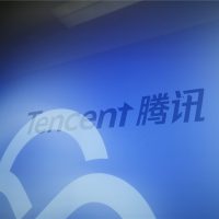 腾讯回应被列入美国防部名单 股价大跌超7%