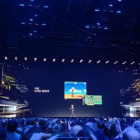 黄仁勋宣布英伟达合作机器人伙伴：宇树科技与小鹏均在其列！