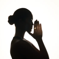 金戒指也要智能化：Ultrahuman 推出“全球首款”贵金属智能戒指，可追踪心率 / 1500 英镑起