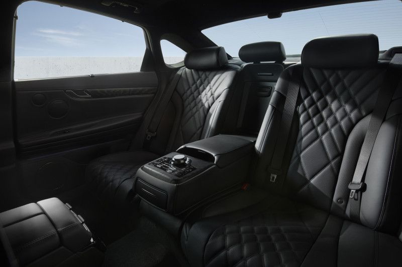 暗夜魅影：捷尼赛思 G80 黑色版官图发布