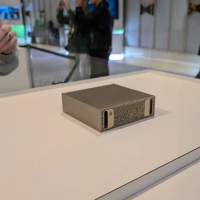 3000 美元的迷你超级计算机：英伟达 Project Digits 实拍图曝光