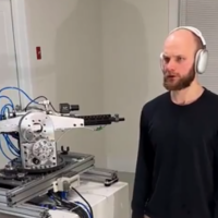 外国工程师开发 ChatGPT 驱动的炮塔可“指哪打哪”，OpenAI 火速封号