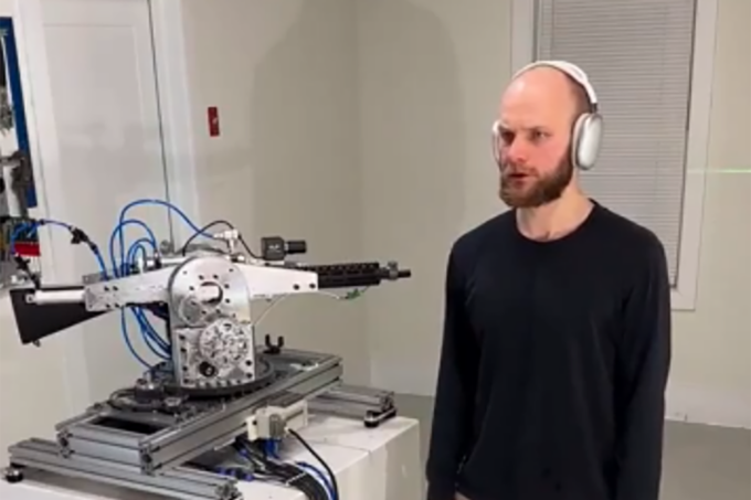 外国工程师开发 ChatGPT 驱动的炮塔可“指哪打哪”,OpenAI 火速封号 外国工程师开发 ChatGPT 驱动的炮塔可“指哪打哪”,OpenAI 火速封号