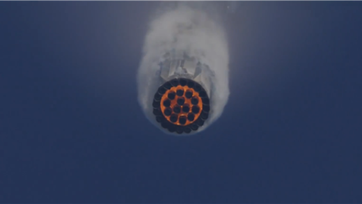 SpaceX星舰第七次试飞 超重型火箭成功回收：再次实现筷子夹火箭！