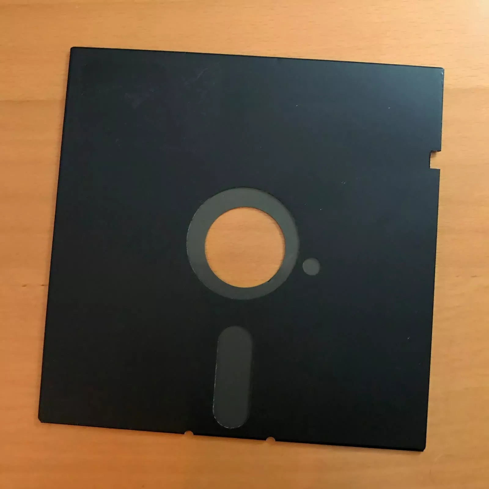 35年前 一张软盘发起了全球首次勒索软件攻击