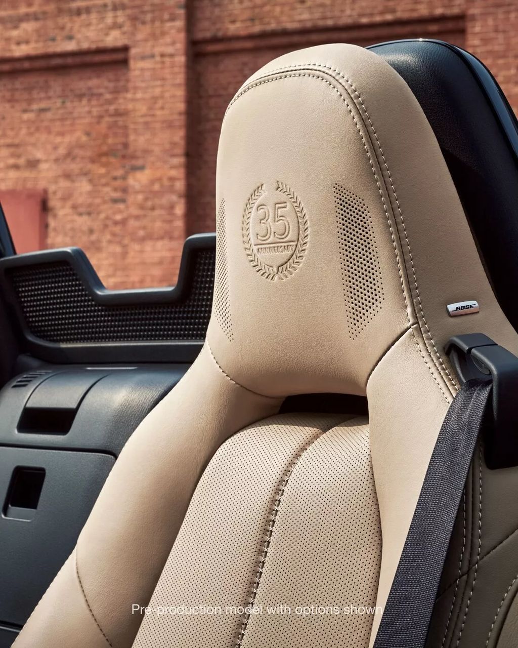 限量 300 辆：马自达发布 2025 款 MX-5 Miata 35 周年纪念版