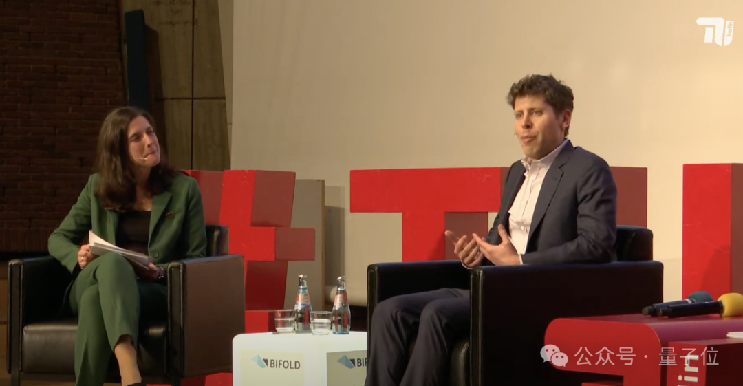 阿尔特曼再谈 DeepSeek：肯定开源模型巨大贡献，坚信人类终将实现 AGI