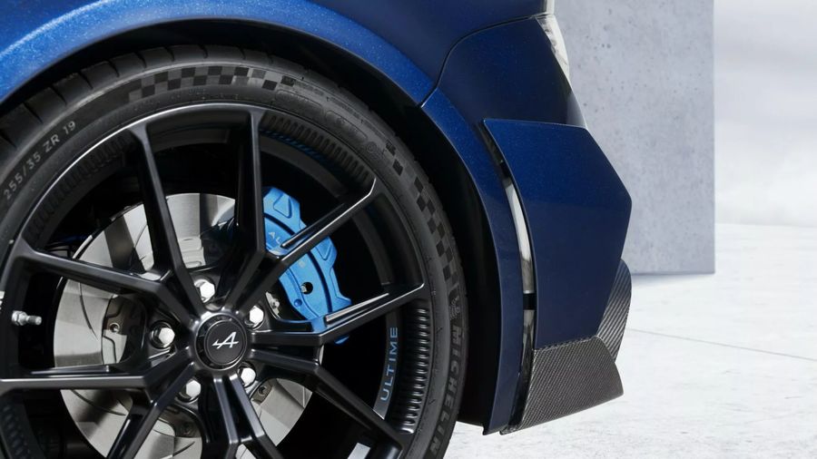 提速 20 秒：Alpine A110 R Ultime 超跑 7 分 15 秒征服纽北