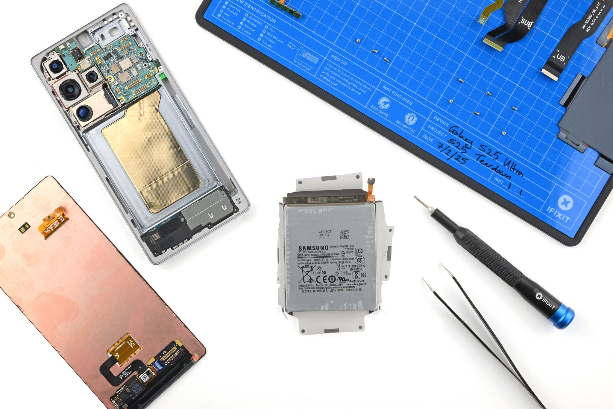iFixit 拆解三星 Galaxy S25 Ultra 手机，可维修得分十年来最高