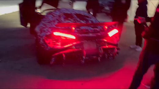 8.3 升 V16 引擎声浪炸裂：布加迪混动超跑 Tourbillon 原型车首曝，1776 马力、零百加速 2 秒