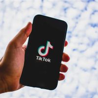 TikTok满血复活！重新上架谷歌应用商店后 又重返苹果App Store