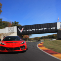 1064 马力超强 V8 发动机，2025 款科尔维特 ZR1 超跑连续打破 5 项美国赛道量产车圈速纪录