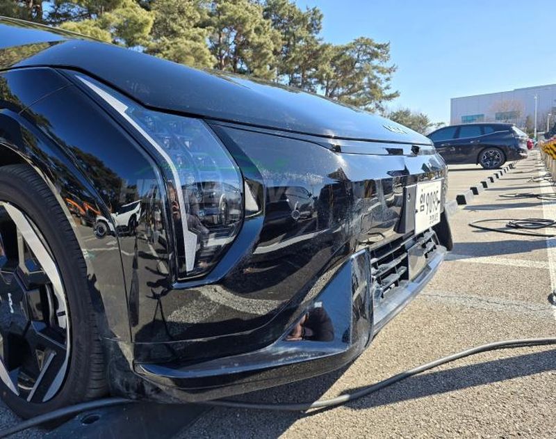 起亚 GT Line 版 EV4 电动轿车实车照曝光:创新虎颜,星图灯效 起亚 GT Line 版 EV4 电动轿车实车照曝光:创新虎颜,星图灯效