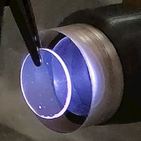 颠覆SSD/HDD硬盘！1毫米晶体塞入TB级数据：突破存储极限