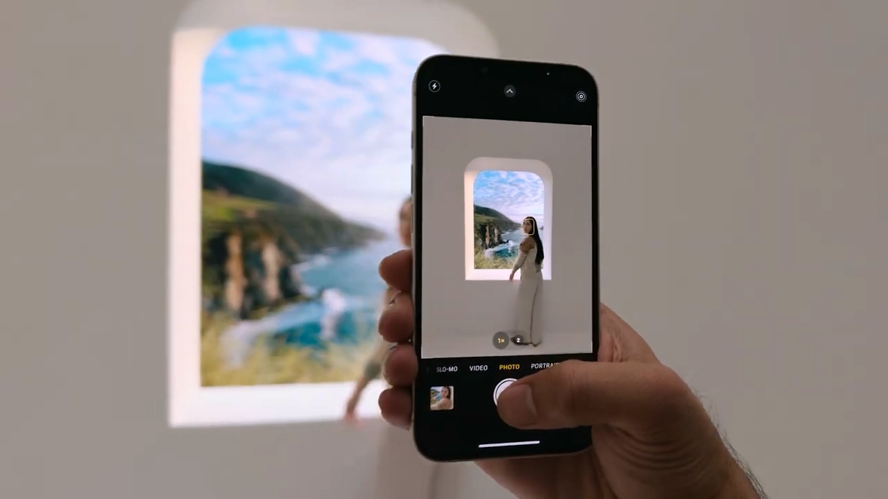 官方 13 分钟视频剖析 iPhone 16e：自研 5G 基带 C1 首秀、4800 万像素影像实力、A18 芯片，打造苹果“真香”手机