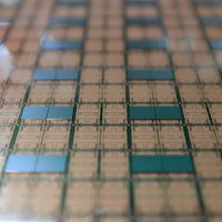 美国胁迫别国打压中国芯片产业：我国回应损人又害己