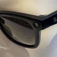 AI眼镜大战 等待小米发牌