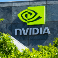 黄仁勋：DeepSeek R1点燃了全球热情