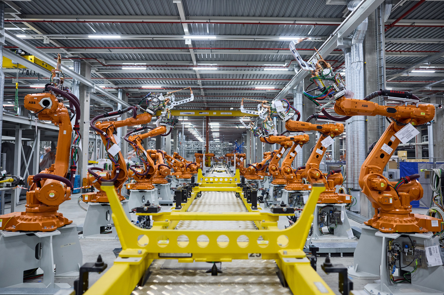 宝马新世代车型计划 2026 年夏季在德国投产，慕尼黑工厂将转型纯电车型生产