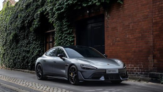 雷军为什么不学友商卷智驾