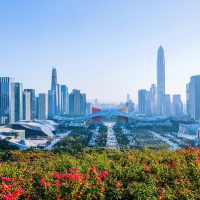 深圳：推出各类创新形态手机产品，率先完成智能手机从“智能工具”向“智能助理”升级