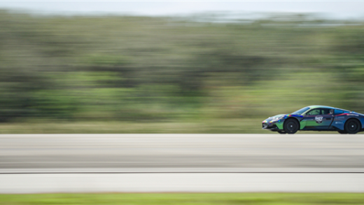 AI开玛莎拉蒂狂飙：世界最快自动驾驶车速纪录刷新