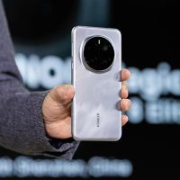 荣耀宣布投入100亿美元发力AI！一图读懂荣耀阿尔法战略