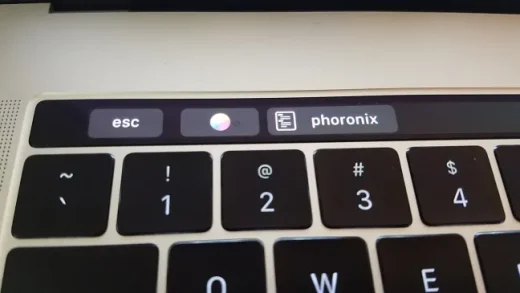 苹果MacBook TouchBar显示驱动程序将在Linux 6.15中推出