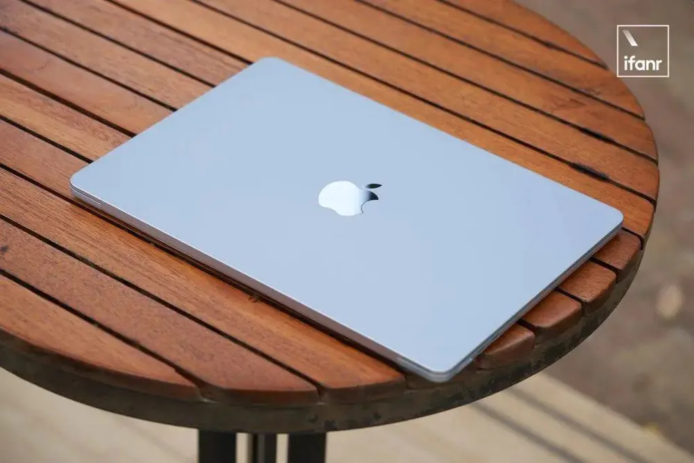 M4 MacBook Air首发评测：不止天蓝色，性能有惊喜